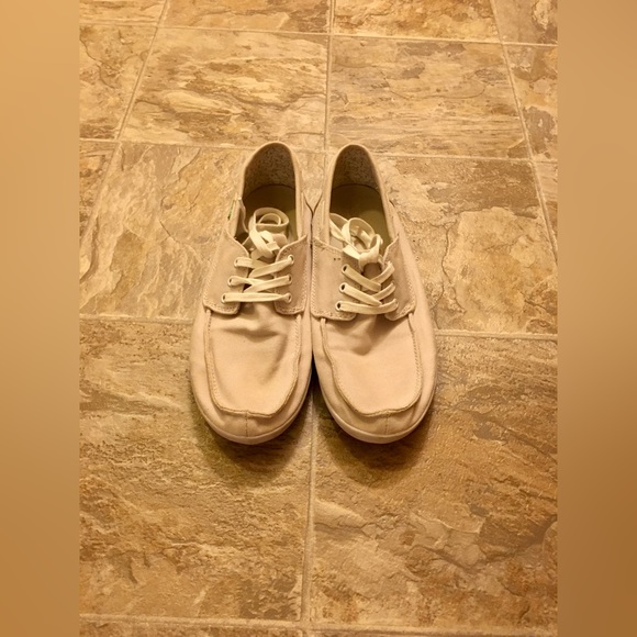 Sanük off-white/cream canvas shoes, super comfy, worn once! - Picture 2 of 3